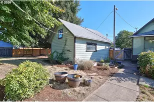489 S 18th Ave, Cornelius, OR 97113 - Photo 23