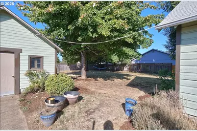 489 S 18th Ave, Cornelius, OR 97113 - Photo 17