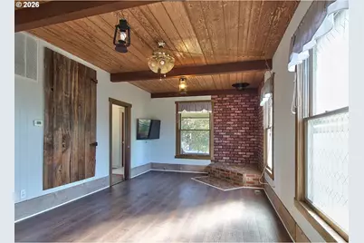 489 S 18th Ave, Cornelius, OR 97113 - Photo 9