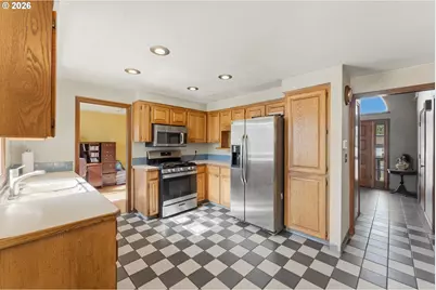 2547 NE Beech Ave, Gresham, OR 97030 - Photo 13