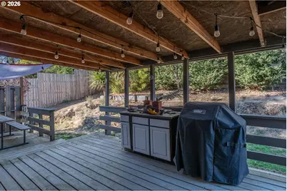 441 E Sixth Ave, Sutherlin, OR 97479 - Photo 37