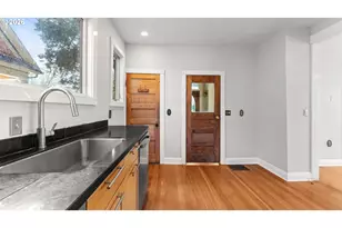 111 N Monroe St, Portland, OR 97227 - Photo 7