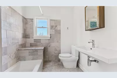 111 N Monroe St, Portland, OR 97227 - Photo 13