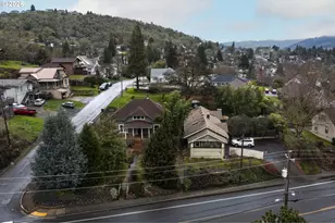 693 NE Winchester St, Roseburg, OR 97470 - Photo 43