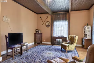 693 NE Winchester St, Roseburg, OR 97470 - Photo 5