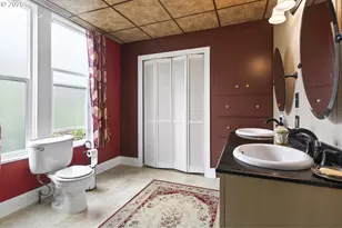 693 NE Winchester St, Roseburg, OR 97470 - Photo 27