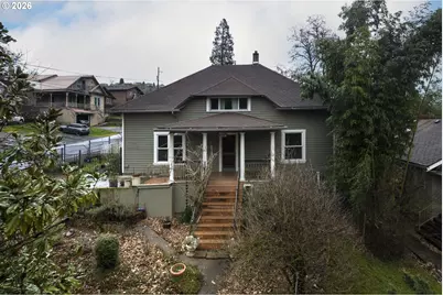 693 NE Winchester St, Roseburg, OR 97470 - Photo 41