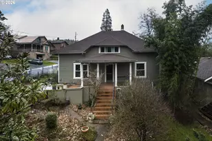 693 NE Winchester St, Roseburg, OR 97470 - Photo 41