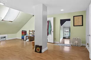 693 NE Winchester St, Roseburg, OR 97470 - Photo 17