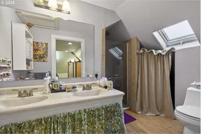 693 NE Winchester St, Roseburg, OR 97470 - Photo 15