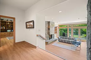 1153 SW Fairfax Pl, Portland, OR 97225 - Photo 33