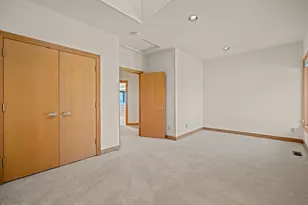 1153 SW Fairfax Pl, Portland, OR 97225 - Photo 47