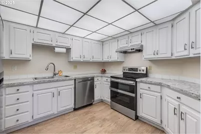 743 Marine View Dr #8, Longview, WA 98632 - Photo 15