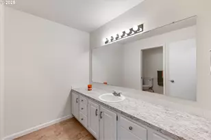 743 Marine View Dr, Longview, WA 98632 - Photo 27