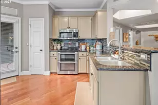 975 Springtree Ln, West Linn, OR 97068 - Photo 17