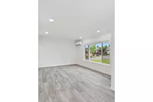 3588 Sisters View Ave, Eugene, OR 97401 - Photo 5