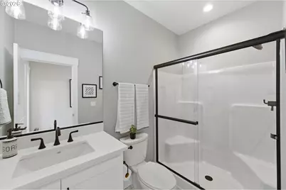 988 NW Baker Crest Ct, McMinnville, OR 97128 - Photo 29