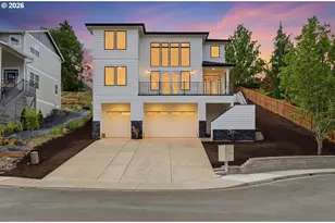 988 NW Baker Crest Ct, McMinnville, OR 97128 - Photo 1