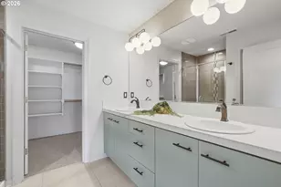 4588 NE Cleveland Ave, Portland, OR 97211 - Photo 19