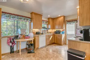 3307 SW Kirk Ave, Pendleton, OR 97801 - Photo 7