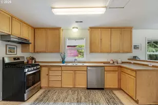 13815 SE Steele St, Portland, OR 97236 - Photo 17