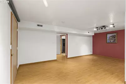 13187 NW Burton St, Portland, OR 97229 - Photo 37