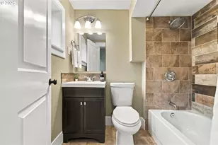 1125 SE 142nd Ave, Portland, OR 97233 - Photo 29