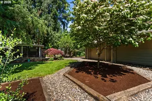 5329 Charleton Ct, Lake Oswego, OR 97035 - Photo 37