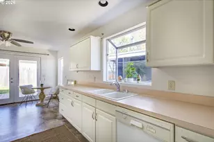 433 NW 16th Ave, Camas, WA 98607 - Photo 9