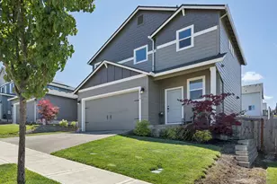 976 NE Trillium Dr, Estacada, OR 97023 - Photo 3