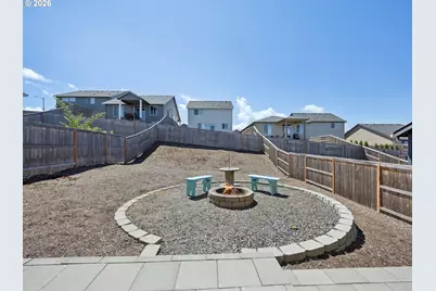976 NE Trillium Dr, Estacada, OR 97023 - Photo 37