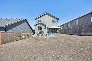 976 NE Trillium Dr, Estacada, OR 97023 - Photo 43