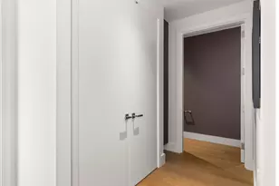 550 SW 10th Ave, Portland, OR 97205 - Photo 15