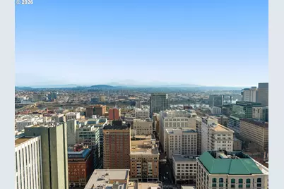 550 SW 10th Ave #2409, Portland, OR 97205 - Photo 13