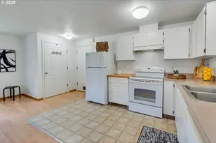 7443 SE 63rd Ave, Portland, OR 97206 - Photo 15