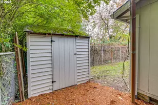 7443 SE 63rd Ave, Portland, OR 97206 - Photo 29