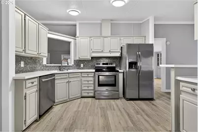 1500 NE Gabriela Ct, Salem, OR 97301 - Photo 9