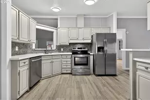 1500 NE Gabriela Ct, Salem, OR 97301 - Photo 9