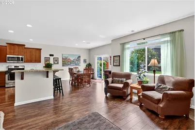 857 N Helens View Dr, Ridgefield, WA 98642 - Photo 11