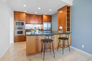 2211 SW 1st Ave, Portland, OR 97201 - Photo 13