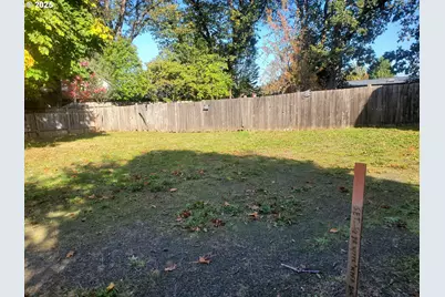 4th Ave, Veneta, OR 97487 - Photo 5