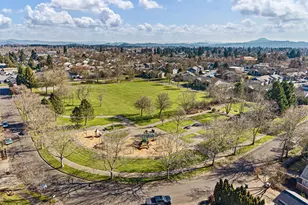 4043 Wagner St, Eugene, OR 97402 - Photo 37