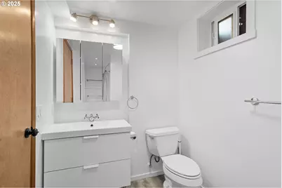 12802 SE Knapp St, Portland, OR 97236 - Photo 21