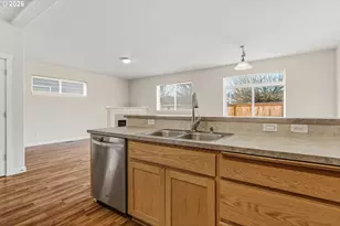 2439 SE 63rd Way, Hillsboro, OR 97123 - Photo 13