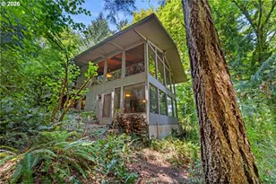 6831 SE Brownlee Rd, Milwaukie, OR 97267 - Photo 1
