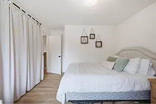 9924 SW 37th Ave, Portland, OR 97219 - Photo 35