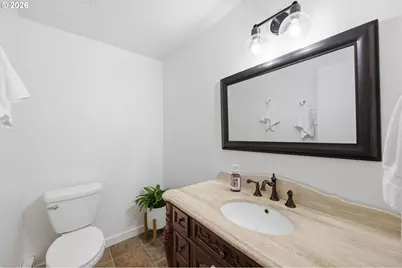 9924 SW 37th Ave, Portland, OR 97219 - Photo 31