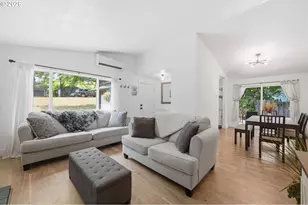 9924 SW 37th Ave, Portland, OR 97219 - Photo 13