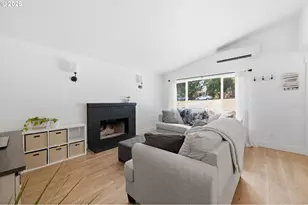 9924 SW 37th Ave, Portland, OR 97219 - Photo 11