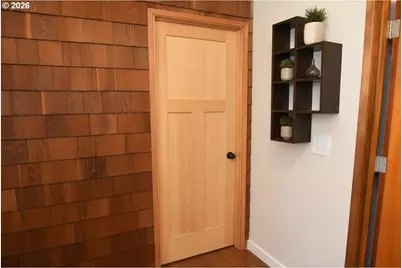 2180 W 24th Ave, Eugene, OR 97405 - Photo 27